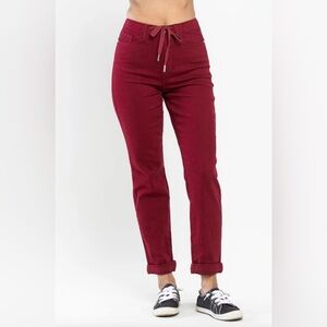 Size 9/29 Judy Blue Pull-On Double Cuff Joggers - Scarlet.